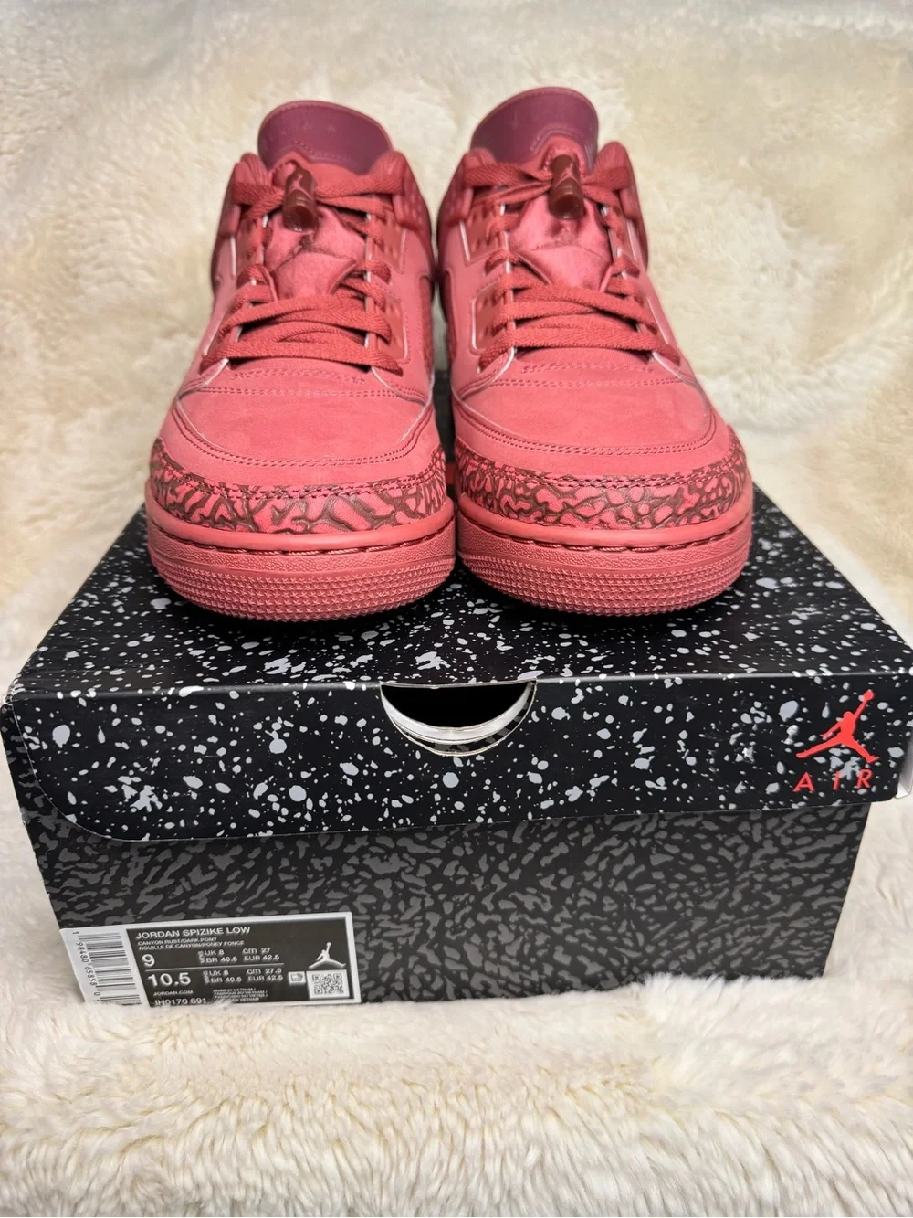 New in Box - Air Jordan Spizike Low Men’s Size 9 / Women’s Size 10.5